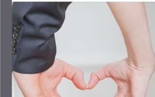 Ewelina C.Lisowska WIEK-NIEWAŻNY 1. Szukając siebie